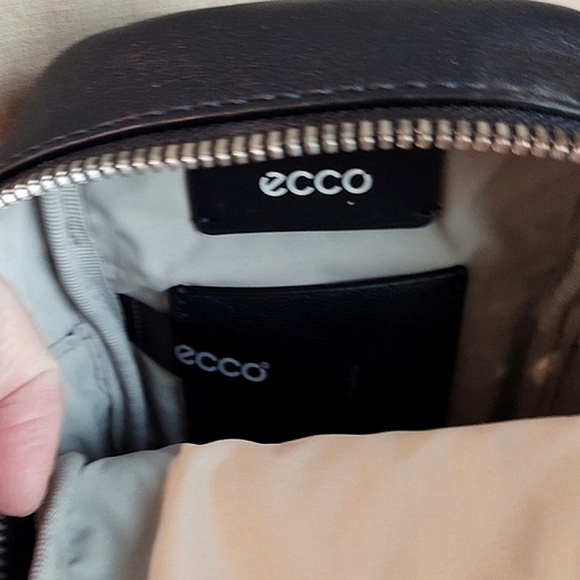 ECCO Leather Crossbody Dark Navy Blue | Night Ocean  NWT UNISEX Design - Picture 9 of 16